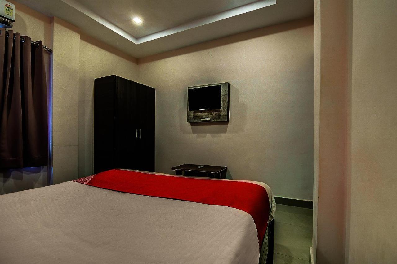 Oyo 8929 Stay Siddhartha Residency Jalaripeta Exterior photo